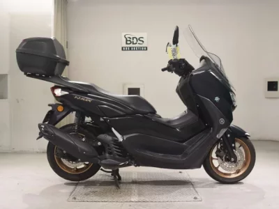 Yamaha NMAX-2