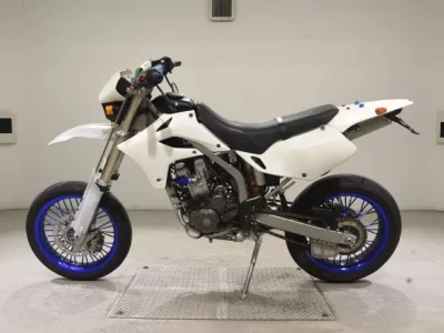 Kawasaki D-TRACKER  с аукциона в Японии
