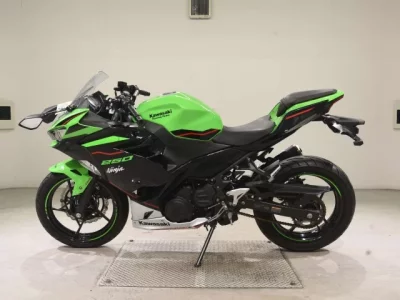 Kawasaki NINJA250-2  с аукциона в Японии
