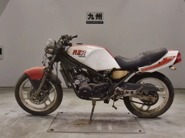 Yamaha RZ250R