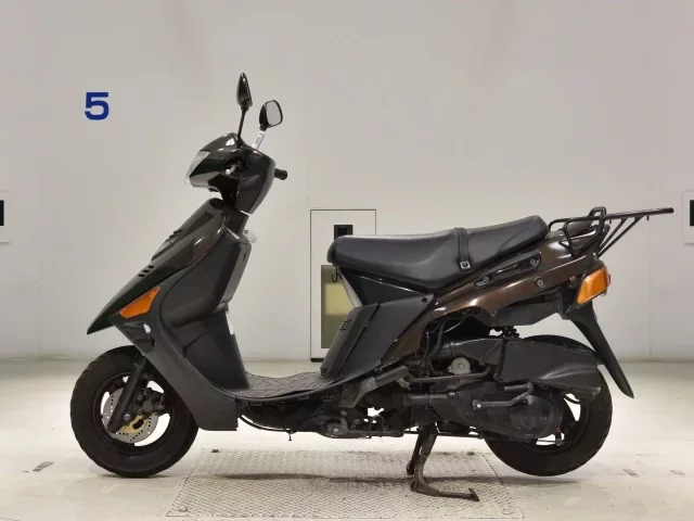 Suzuki VECSTAR 150