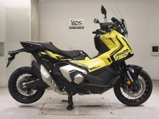 Honda X-ADV750-2 лот № 5317 оценка 6  с аукциона в Японии