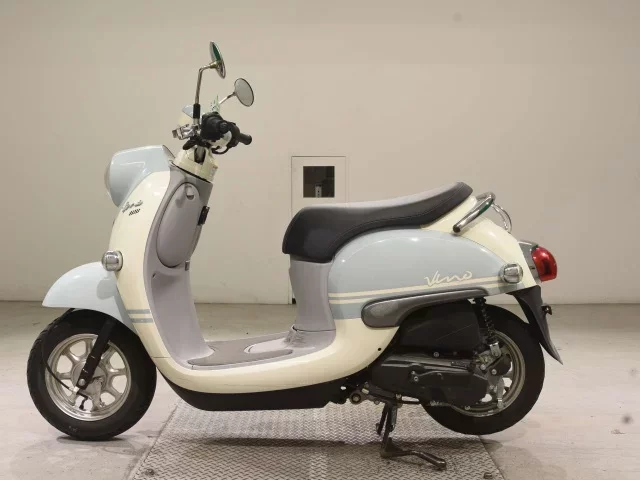 Yamaha VINO-4
