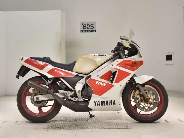 Yamaha TZR250-1