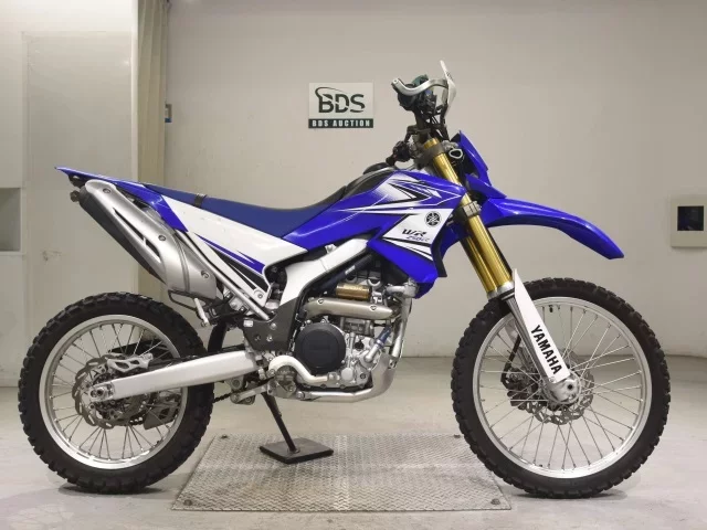 Yamaha WR250R лот № 7725 оценка 5  с аукциона в Японии