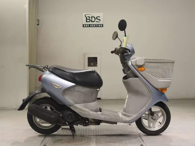 Suzuki LET S4