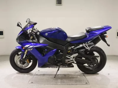 Yamaha YZF-R1  с аукциона в Японии