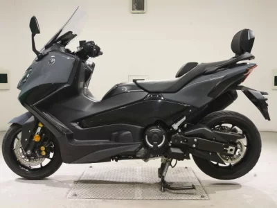 Yamaha T-MAX560T  с аукциона в Японии