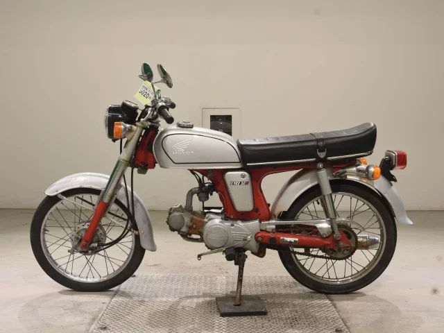 Honda CD50S