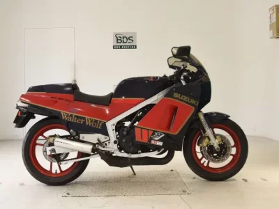 Suzuki RG400