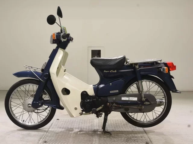 Honda C50-E