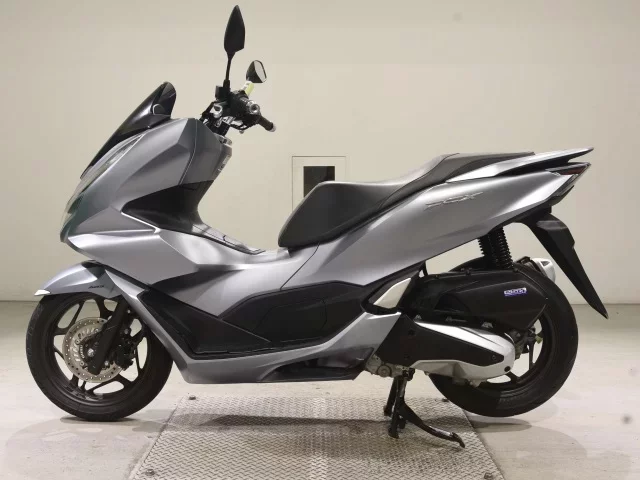 Honda PCX125-4