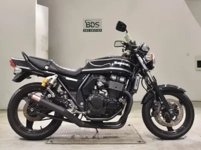 Kawasaki ZRX-2  с аукциона в Японии