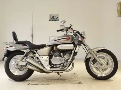 Honda MAGNA 250