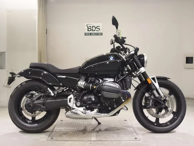 Other BMWR12 лот № 5182 оценка 8  с аукциона в Японии