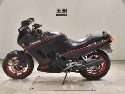 Kawasaki GPX250R  с аукциона в Японии