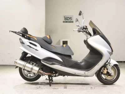 Yamaha MAJESTY 125