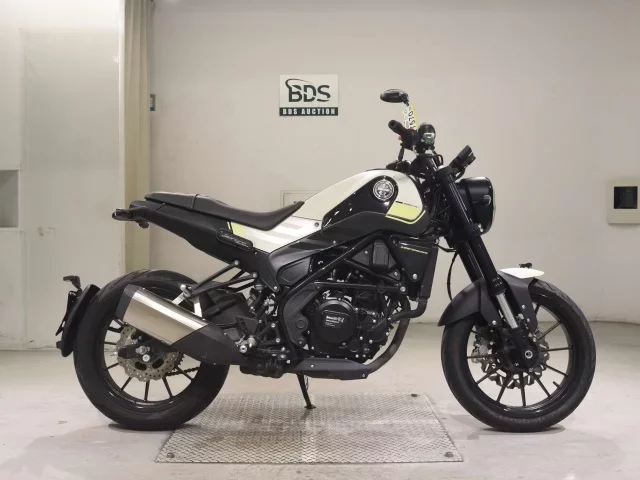 Other BENELLI RE ON CHI-NO250 лот № 7570 оценка 5  с аукциона в Японии