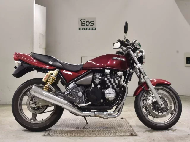 Kawasaki ZEPHYR400K лот № 2603 оценка 4  с аукциона в Японии
