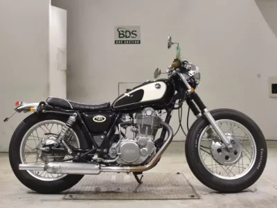 Yamaha SR400-2  с аукциона в Японии