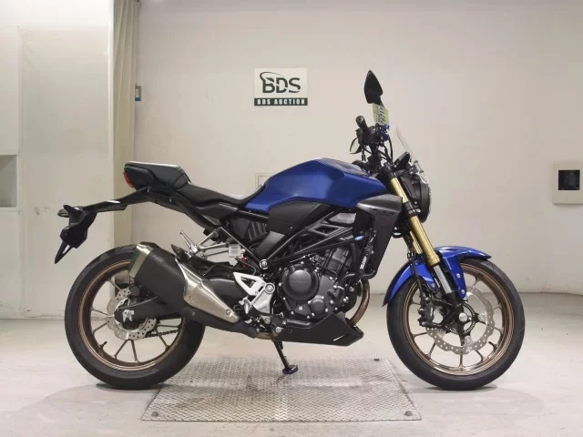 Honda CB250RA лот № 7671 оценка 5  с аукциона в Японии