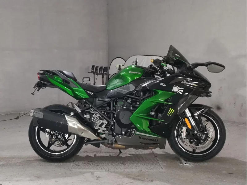 Kawasaki Ninja H2 SX SE лот № 7060 оценка 4  с аукциона в Японии