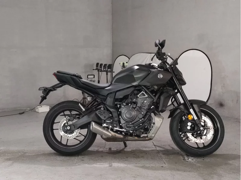 Yamaha MT-07 лот № 8098 оценка 6  с аукциона в Японии