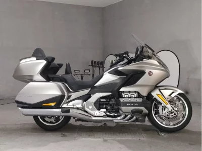 Honda GL1800 TOUR DCT  с аукциона в Японии