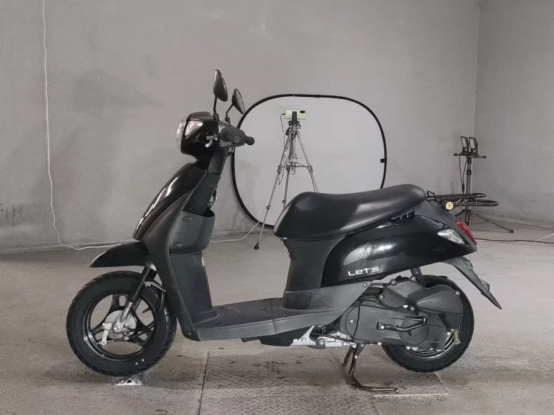 Suzuki LET S