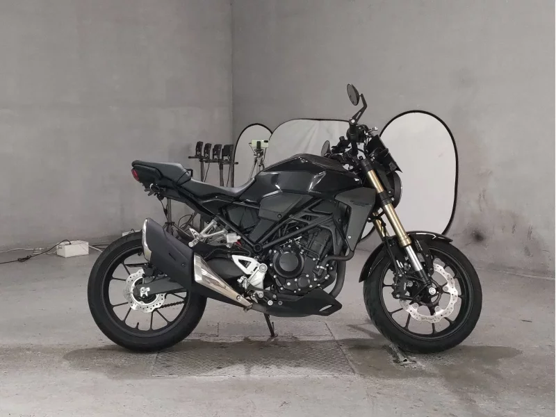 Honda CB250R лот № 8127 оценка 4  с аукциона в Японии