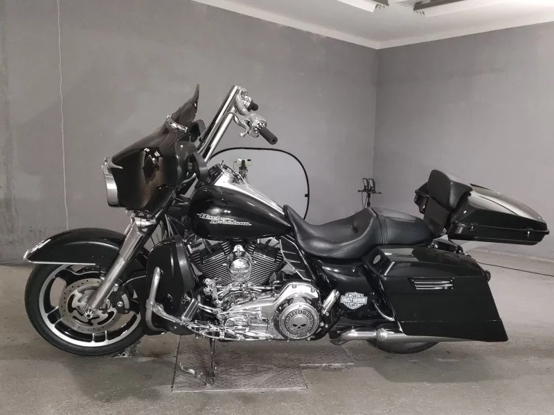 Harley-Davidson HARLEY FLHX1690