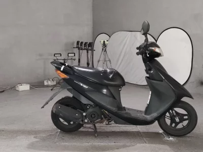 Suzuki ADDRESS V50
