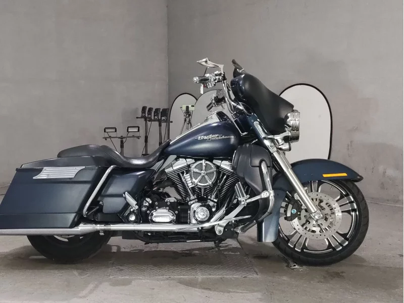 Harley-Davidson HARLEY FLHX1580