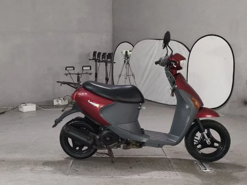 Suzuki LET S4