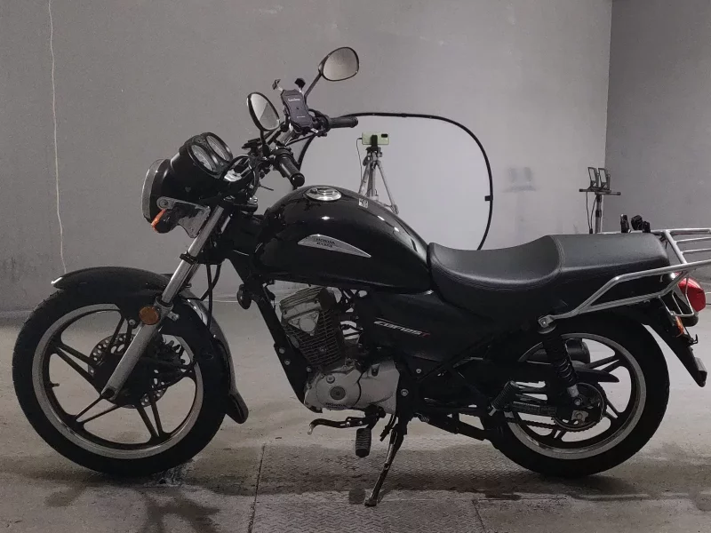 Honda CBF125T