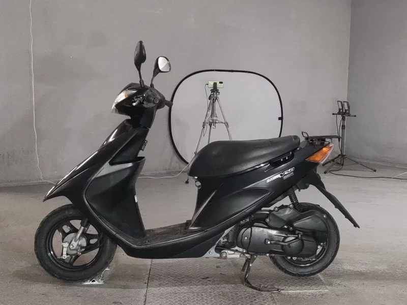Suzuki ADDRESS V50