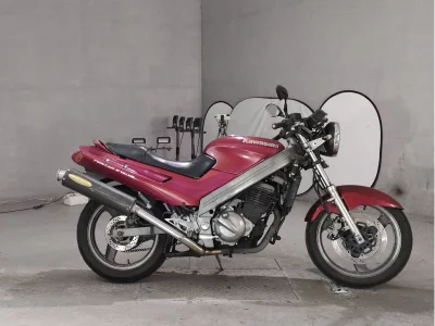 Kawasaki ZZR250