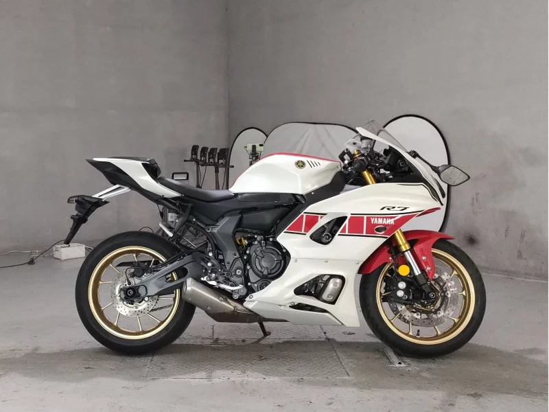 Yamaha YZF-R7