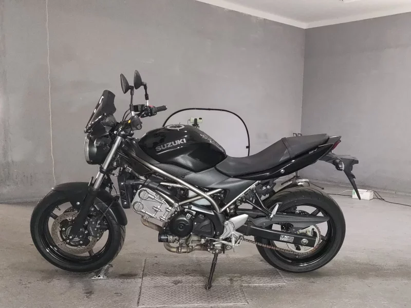 Suzuki SV650