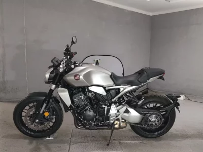 Honda CB1000R лот № 8194 оценка 5  с аукциона в Японии 2