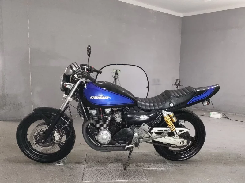 Kawasaki ZEPHYR400K