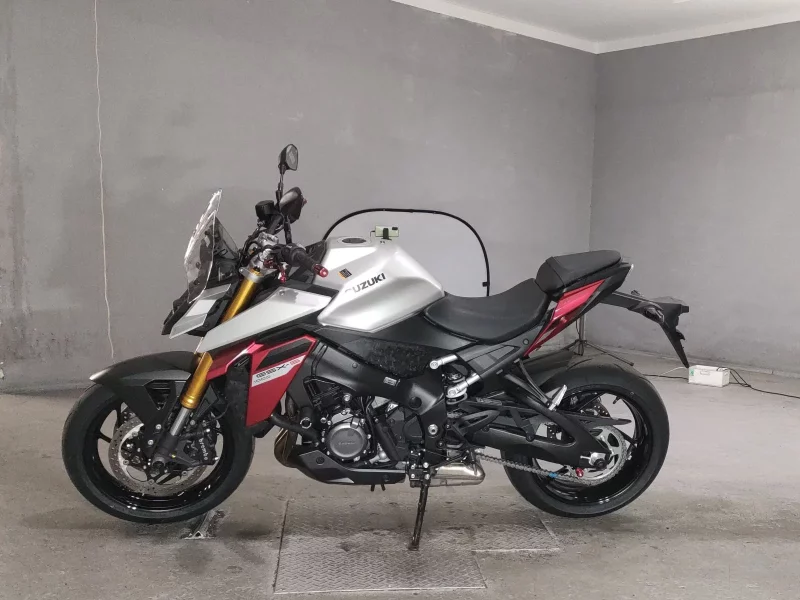 Suzuki GSX-S1000