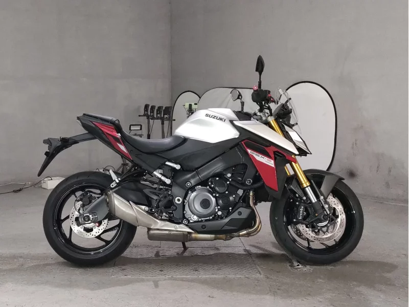 Suzuki GSX-S1000