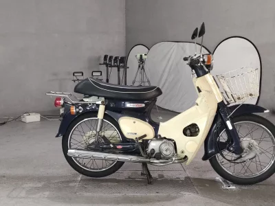 Honda SUPER CUB90