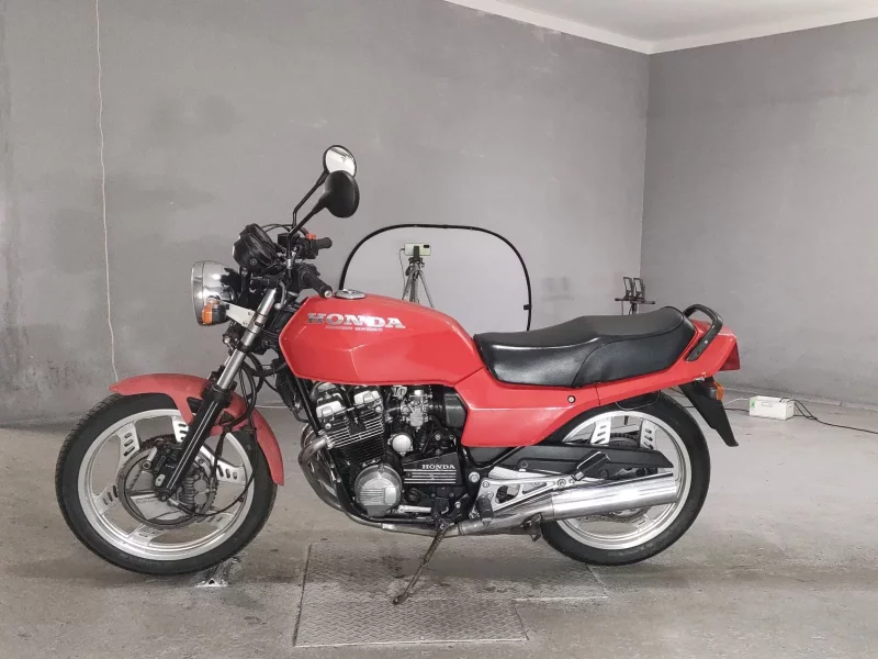 Honda CBX550