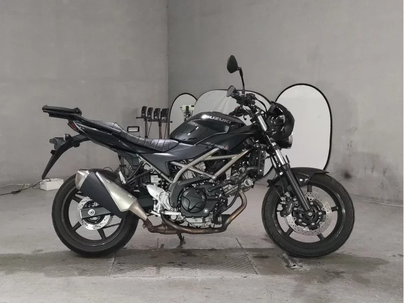 Suzuki SV650X лот № 8293 оценка 4.5  с аукциона в Японии