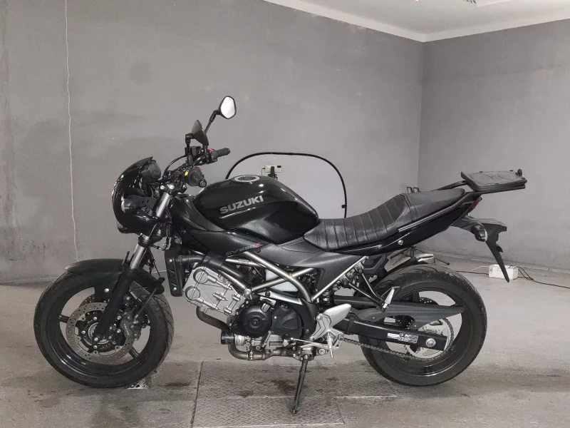 Suzuki SV650X