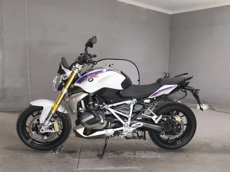BMW BMW R1250R