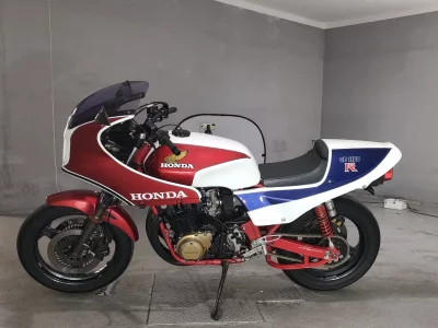Honda CB1100R