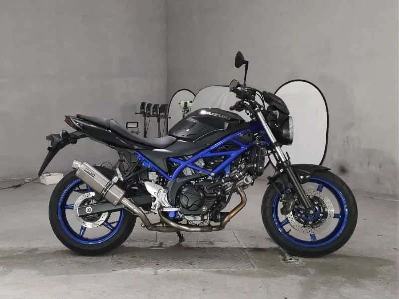 Suzuki SV650X лот № 8382 оценка 4  с аукциона в Японии